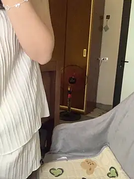 Sofiababy22 online show from March 26, 12:46 am