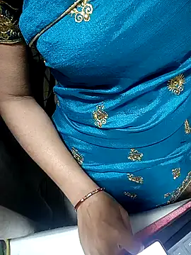 Priya-Sarma online show from February 6, 10:24 pm