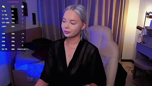 Leslie Caronn online show from March 29, 7:40 am