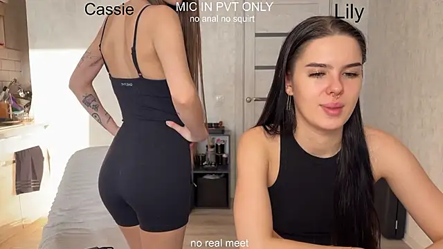 girls secrets online show from February 11, 11:23 am