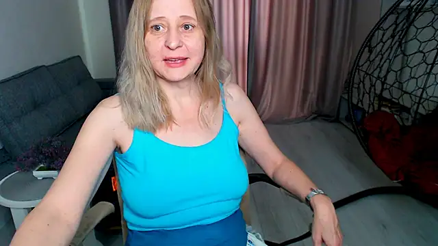 MiLenaMilf online show from March 9, 7:11 am