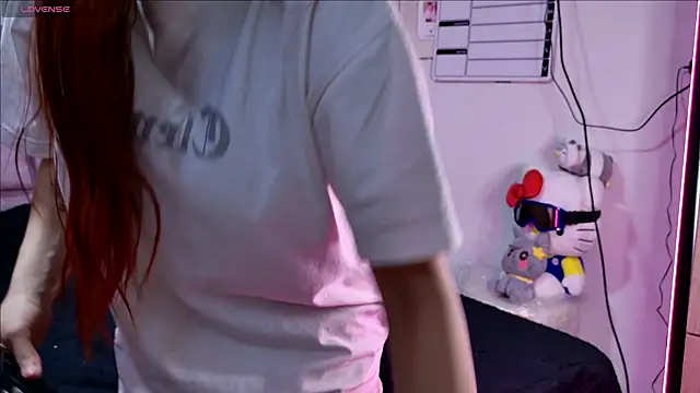 -SofiValentinaA online show from April 24, 7:49 pm