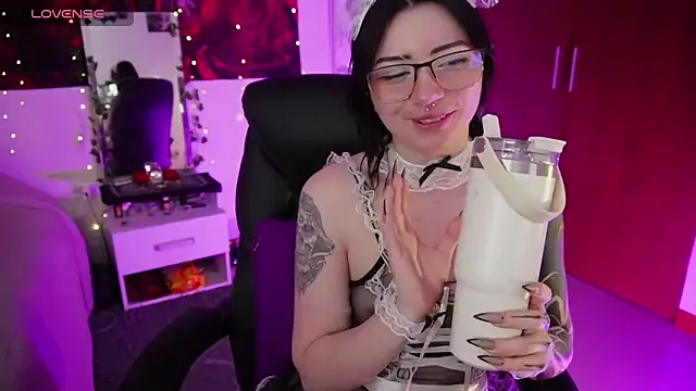 miami 18  online show from March 9, 3:31 am