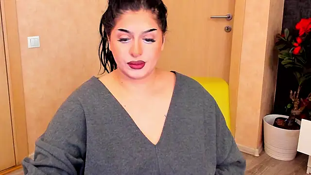 NayaNoirX online show from February 3, 7:07 pm