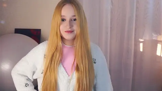 NeliaStarnaud online show from December 22, 3:48 pm