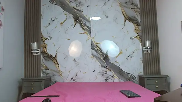 ISABELLA-SCOTT online show from January 13, 8:13 pm