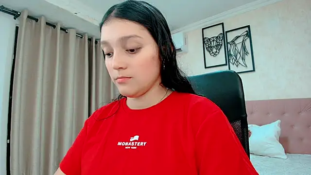 littlemolly walcott online show from March 21, 10:48 pm