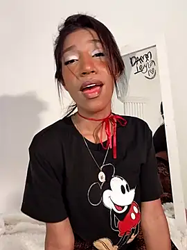 DAMMLEYLA online show from January 17, 5:48 am