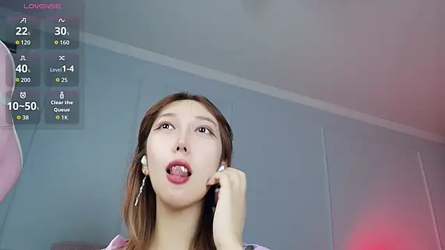 jasmilee online show from July 27, 3:09 pm