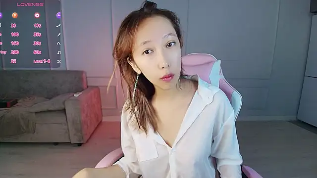 jasmilee online show from July 22, 3:18 am