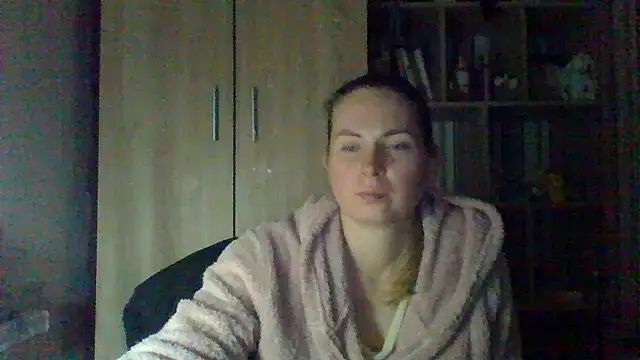 VikiLove765 online show from February 5, 9:07 pm