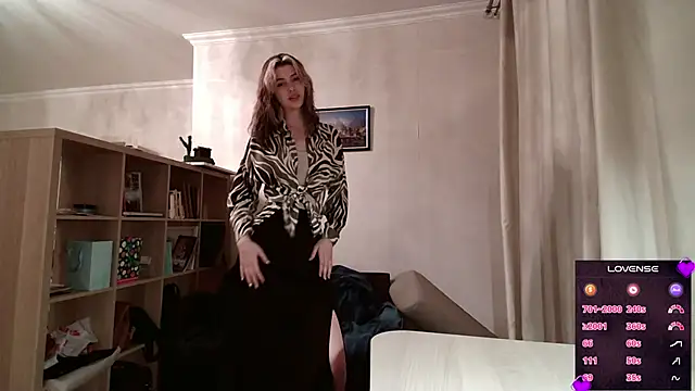 Dia DeAmas online show from March 5, 3:30 pm