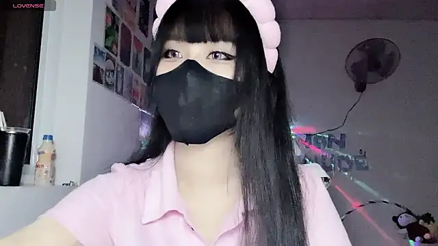 Tieu-May online show from July 29, 11:10 am