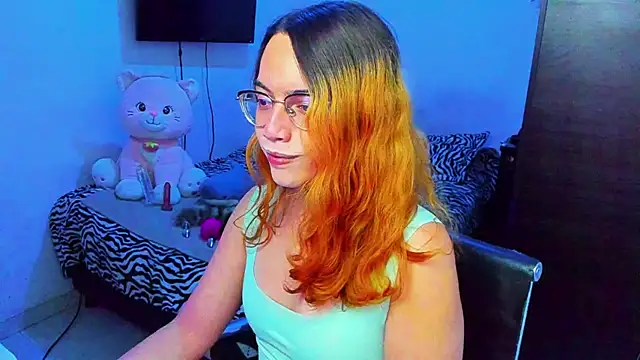 lillykittyyy online show from February 6, 9:40 pm