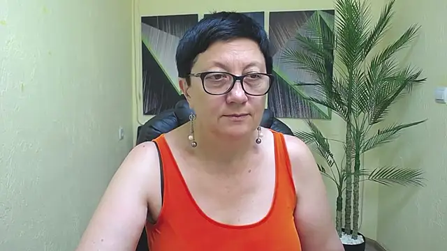 EmilyL0ve online show from July 5, 5:18 pm