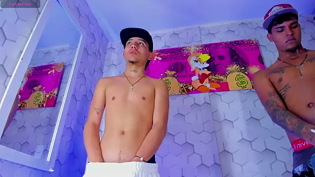 Tayler Hot Boy online show from January 11, 9:53 pm