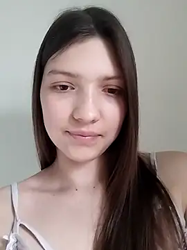 LunaTori456 online show from April 6, 11:11 am