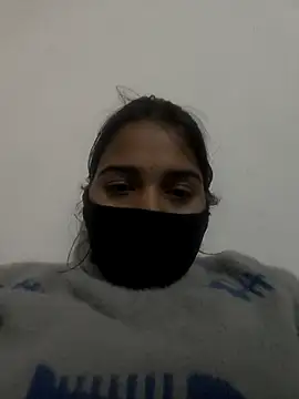 MONIKA BIGG55A online show from January 11, 4:45 pm