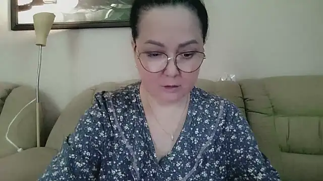 infinity loveliness online show from March 22, 8:20 am