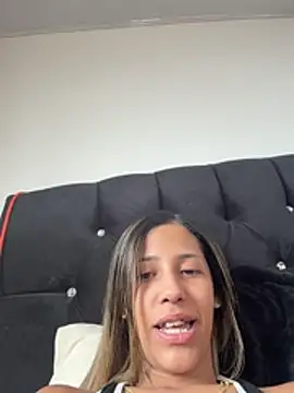 vicky bass  online show from June 3, 2:33 pm
