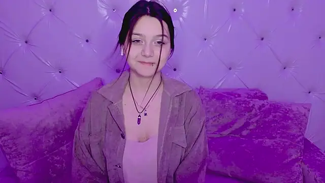 xxxnaughtyfoxyxxx online show from February 8, 9:35 am