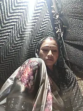 lodhi8080 online show from January 12, 2:11 pm