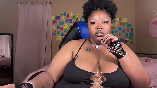 Chocolatebunnyxx96 online show from June 16, 2:45 am