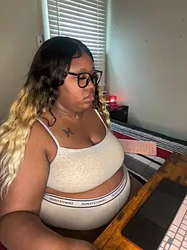 Chocolatebunnyxx96 online show from March 21, 5:29 pm