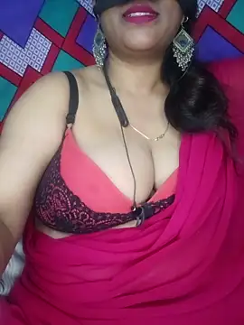 Hot-BHABHI696 online show from June 13, 6:05 pm