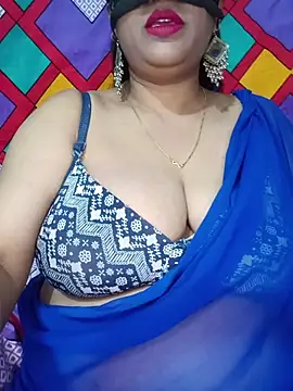 Hot-BHABHI696 online show from June 9, 6:29 pm