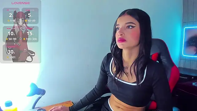 honeyluxe  online show from January 18, 4:09 am