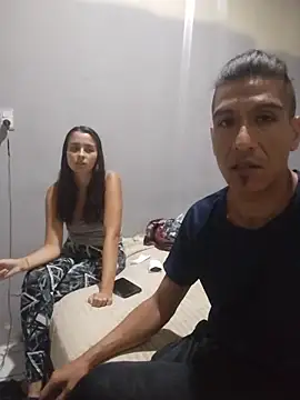 Rodrigohernan19 online show from April 10, 2:39 am