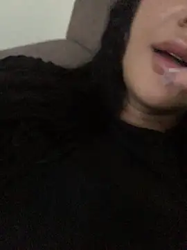 mamacitaaa123 online show from April 22, 10:40 pm