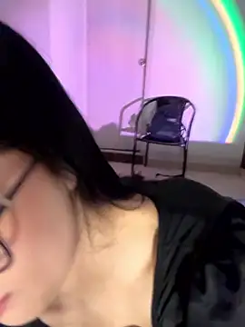 HinaSweet online show from January 13, 1:00 am