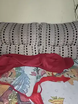 Larissinha015 online show from July 19, 3:53 am