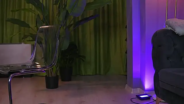 Ava Solis online show from July 9, 9:17 pm