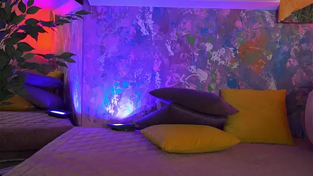Ava Solis online show from June 5, 8:04 pm