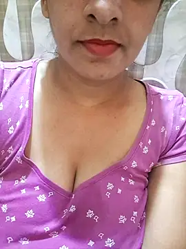 MILFybar online show from March 30, 5:23 pm