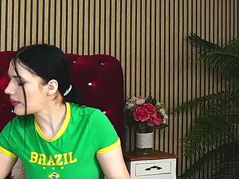 AmberCharm online show from January 15, 6:30 am