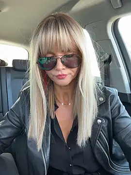 NaughtyNinky online show from March 6, 12:55 pm