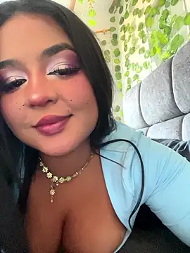 Isabella Belmont online show from January 17, 8:49 pm