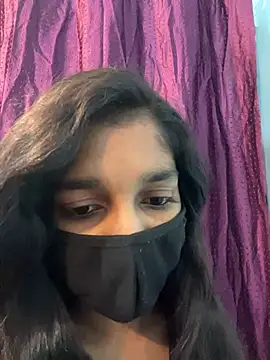 HotxAnamika online show from February 9, 9:44 am