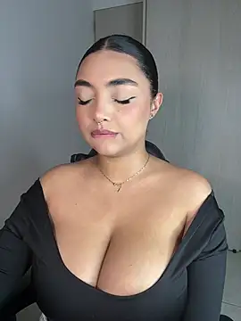 SASHASTRADA  online show from March 26, 5:42 am