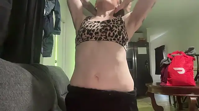 queenserenaxo online show from January 9, 7:40 pm