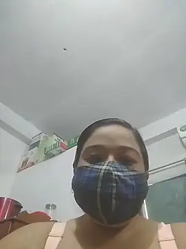 momo loves online show from April 13, 4:03 am