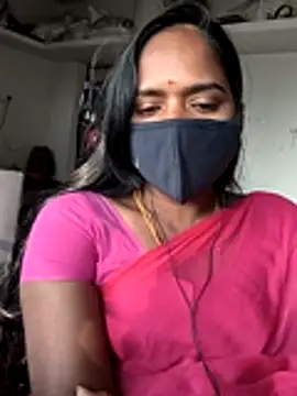 Tamil Hot Divya online show from January 18, 2:19 am