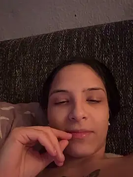 Evelin199 online show from March 5, 11:33 pm