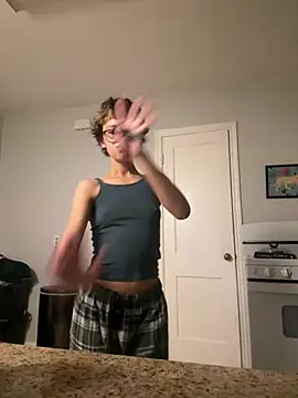 jojosbizarrelyf online show from March 5, 1:12 am