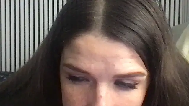 Little Mia Secret online show from July 19, 4:53 pm