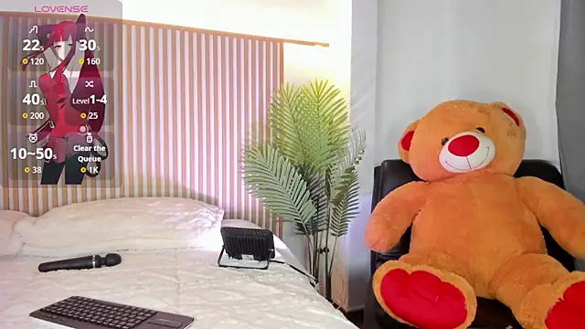 lia corner online show from February 13, 9:38 pm